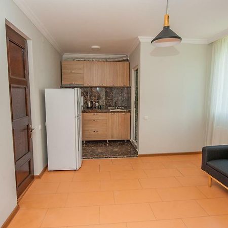 Hotel Cosmos Batum Dış mekan fotoğraf