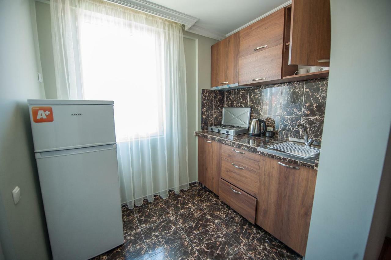 Hotel Cosmos Batum Dış mekan fotoğraf