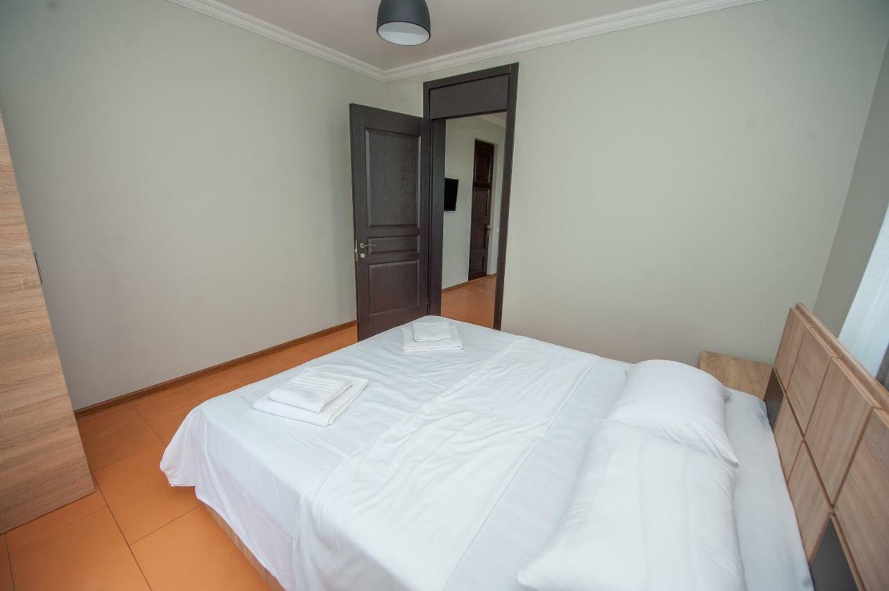Hotel Cosmos Batum Dış mekan fotoğraf