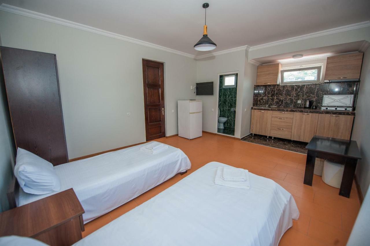 Hotel Cosmos Batum Dış mekan fotoğraf