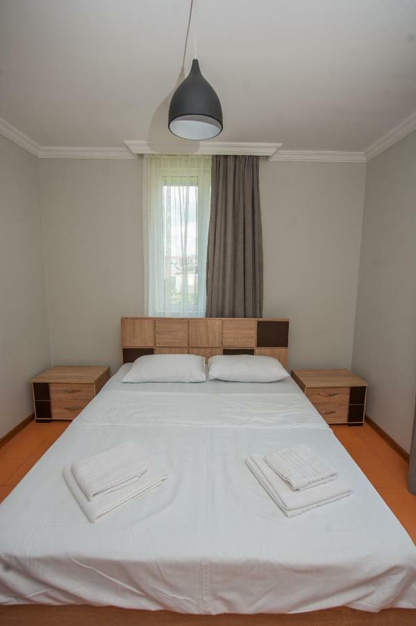 Hotel Cosmos Batum Dış mekan fotoğraf